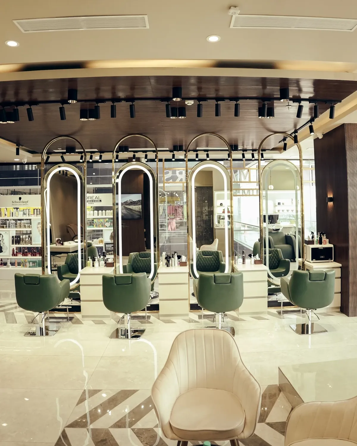 Best Salon And Academy Franchise